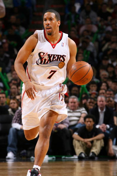 锋线的重要 锋线的重要